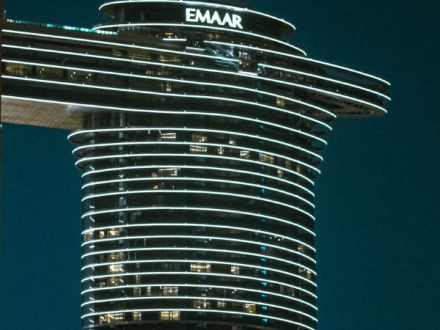 Evaluating East and West Properties Dubai A 2026 Investor Guide